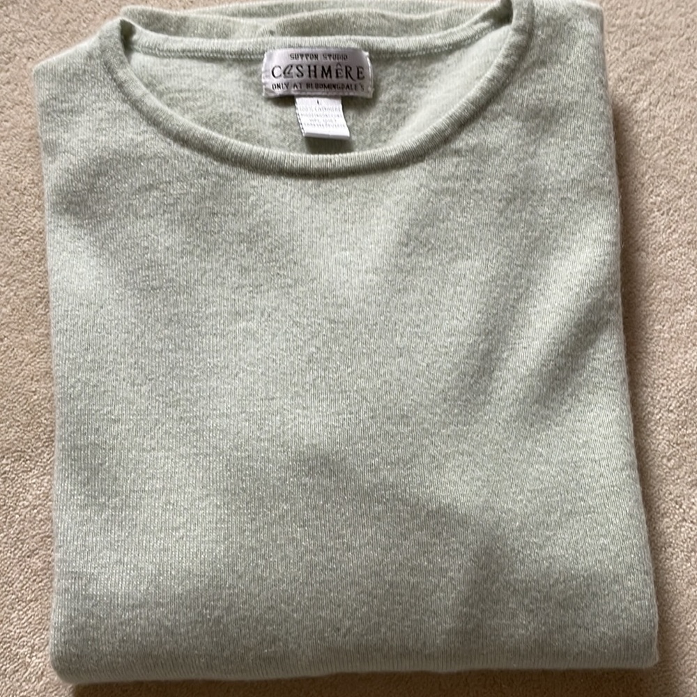 SUTTON STUDIO 100% CASHMERE crew neck long sleeve sweater. Size Large - Picture 4 of 4